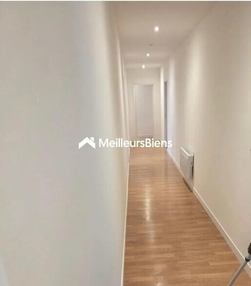 Bureau dans Romainville à louer - Photo intérieure - Image 2 de 5