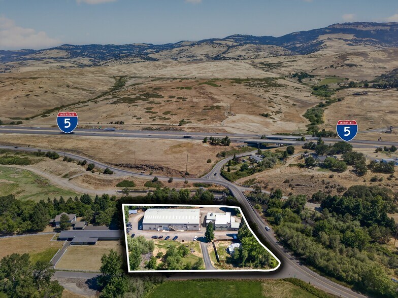 1287 Oak St, Ashland, OR à vendre - Photo du bâtiment - Image 1 de 13
