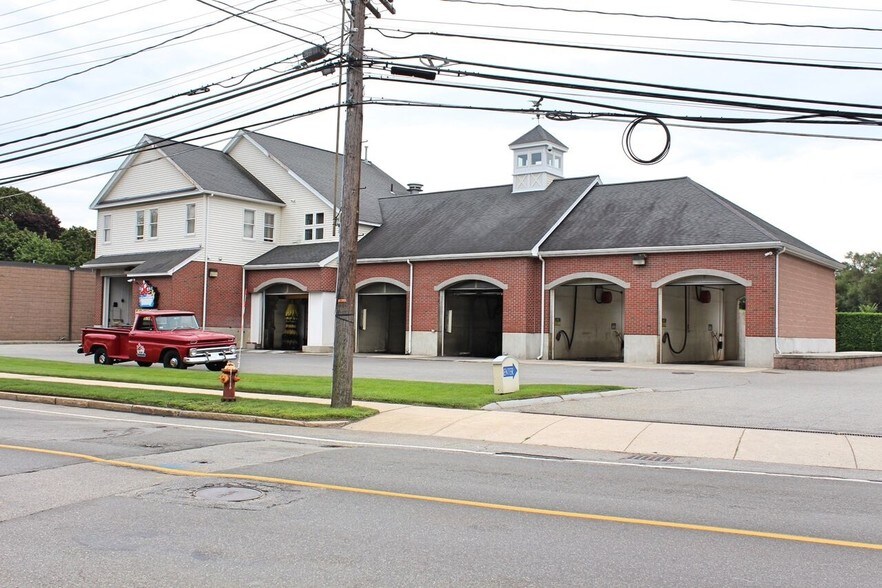 237 Water St, Wakefield, MA à louer - Photo du bâtiment - Image 2 de 4