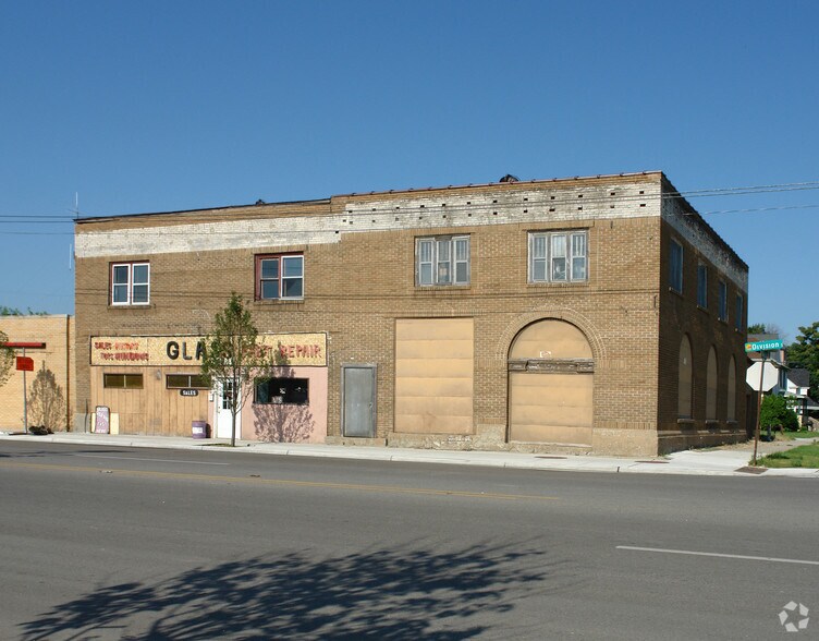 1031 Division Ave S, Grand Rapids, MI à vendre - Photo du bâtiment - Image 1 de 4