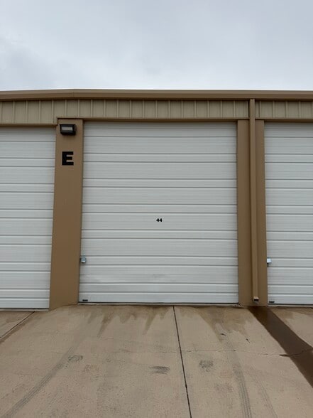 14860 Admission wy Unit 44 Way, Lake Havasu City, AZ for sale - Building Photo - Image 2 of 22