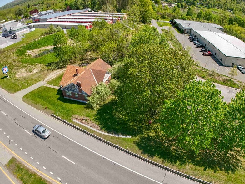1499 S State St, North Adams, MA à vendre - Photo du bâtiment - Image 3 de 30