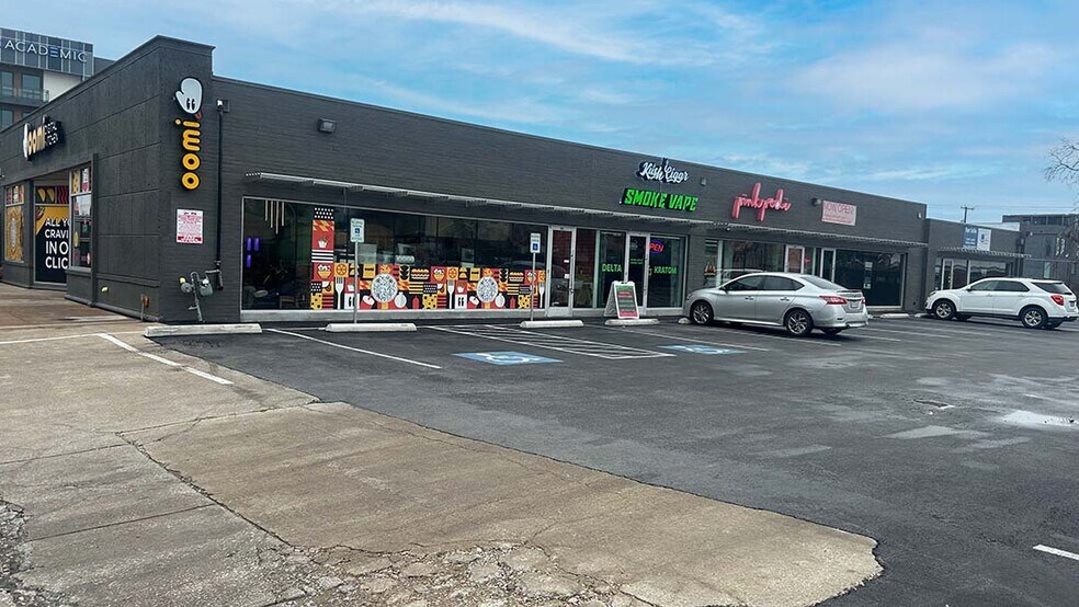 3510 Ross Ave, Dallas, TX à louer - Photo du bâtiment - Image 2 de 2