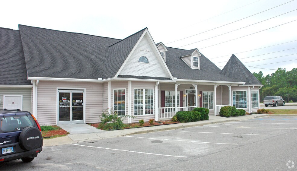 10014-D Two Notch Rd, Columbia, SC à louer - Photo du bâtiment - Image 2 de 2