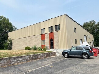 Plus de détails pour 48 Laurier St, Haverhill, MA - Industriel à louer