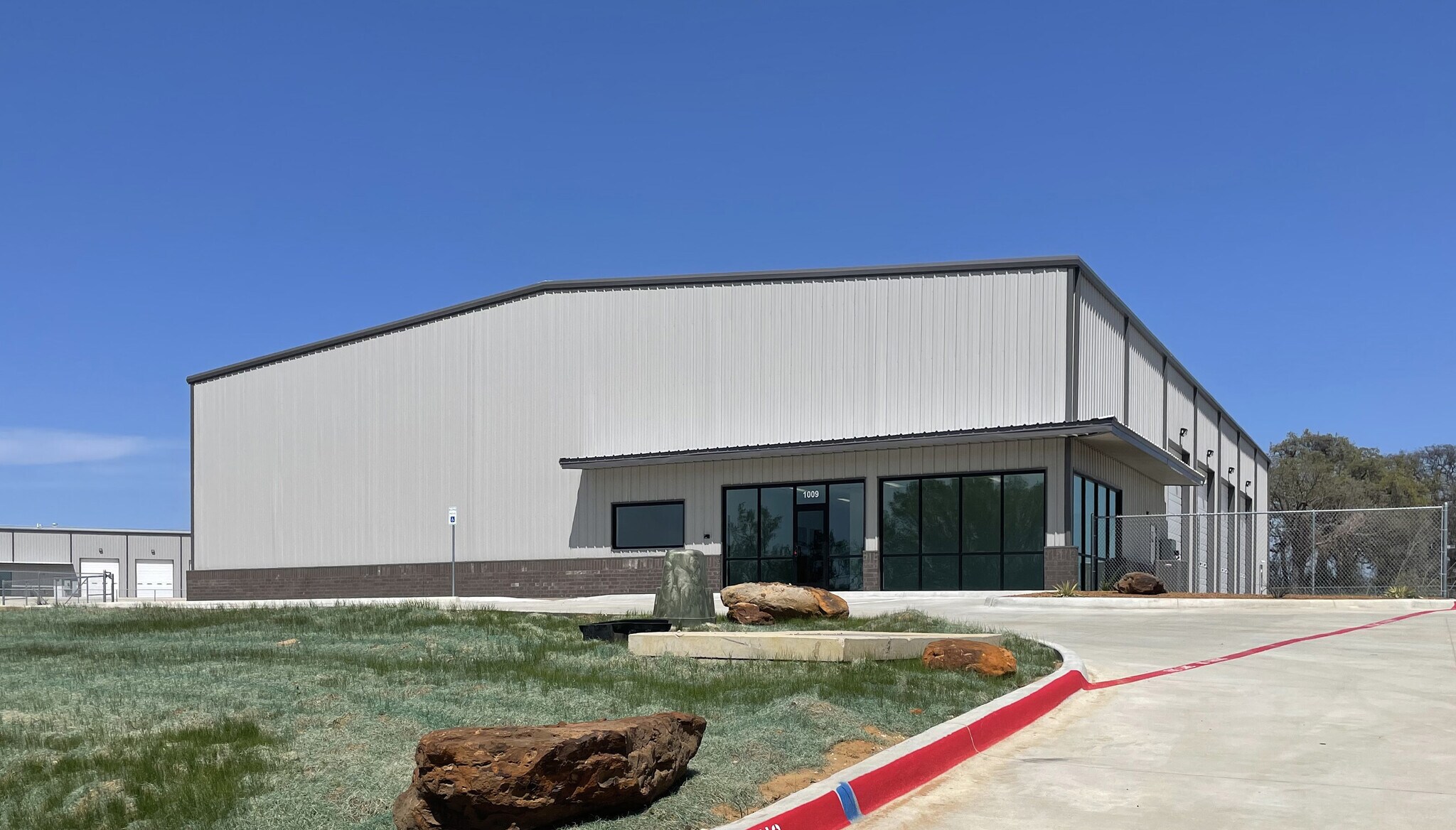 1009 Prosperity Way, Krugerville, TX à louer Photo du bâtiment- Image 1 de 11