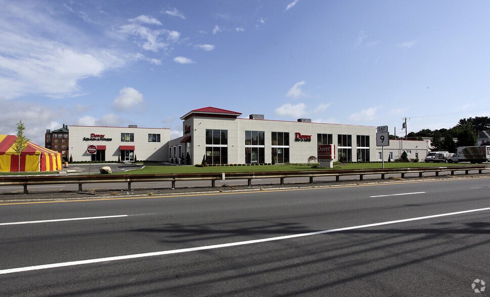 721 Worcester St, Natick, MA à louer - Photo du bâtiment - Image 2 de 15