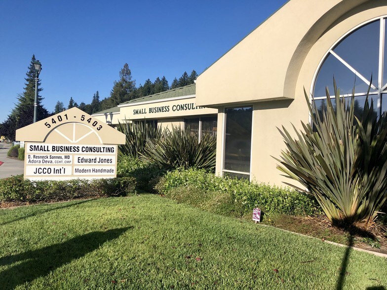 5401 Scotts Valley Dr, Scotts Valley, CA à louer - Photo du bâtiment - Image 3 de 4