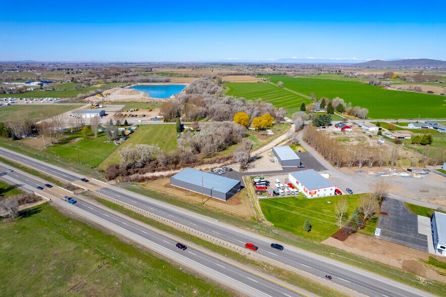 4113 648 N, Rigby, ID à louer - Photo du bâtiment - Image 1 de 6