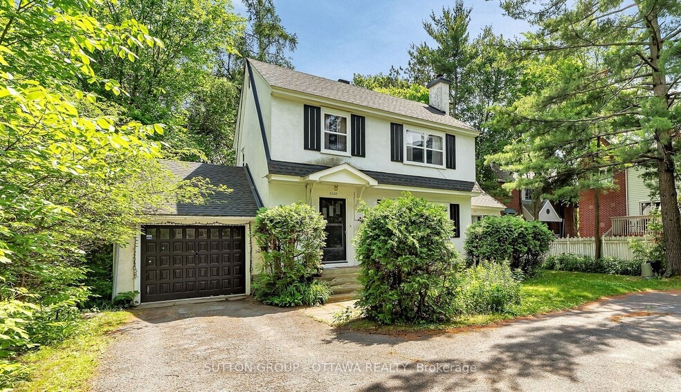 2028 Carling Av, Ottawa, ON à vendre - Photo du bâtiment - Image 2 de 8
