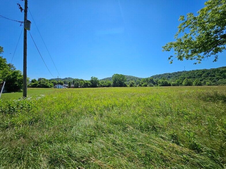 6779 Mud River Rd, Barboursville, WV à vendre - Photo du bâtiment - Image 3 de 16