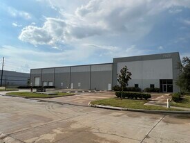 7828 Columbia Dr, Katy TX - Warehouse