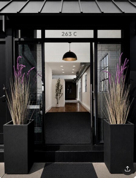 263 Hatch Ln, Burlingame, CA à louer - Photo intérieure - Image 2 de 10