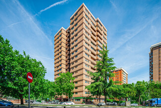 Plus de détails pour Calle De Arturo Soria, 337, Madrid - Bureau à louer