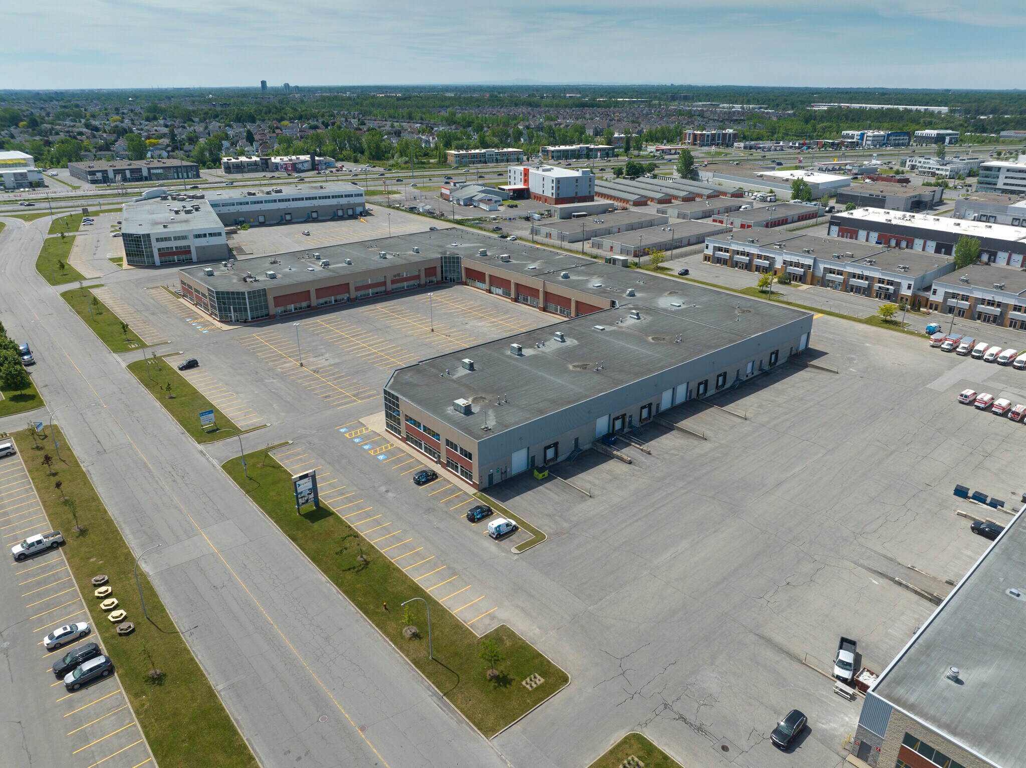 2901-2929 Rue Joseph-A.-Bombardier, Laval, QC for sale Building Photo- Image 1 of 1