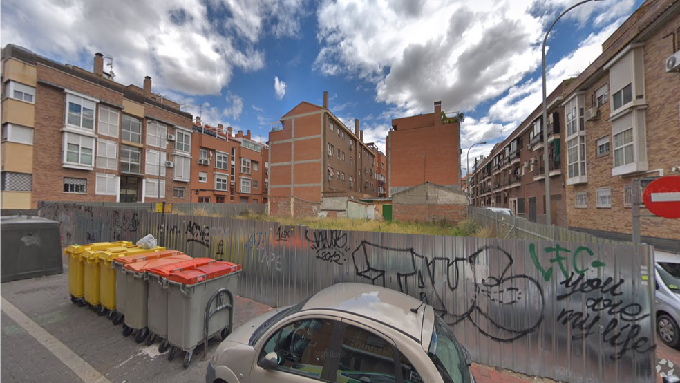 Calle De Peña Nueva, 35, Madrid, Madrid for sale - Building Photo - Image 1 of 2