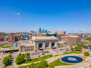 30 W Pershing Rd, Kansas City, MO - aerial  map view