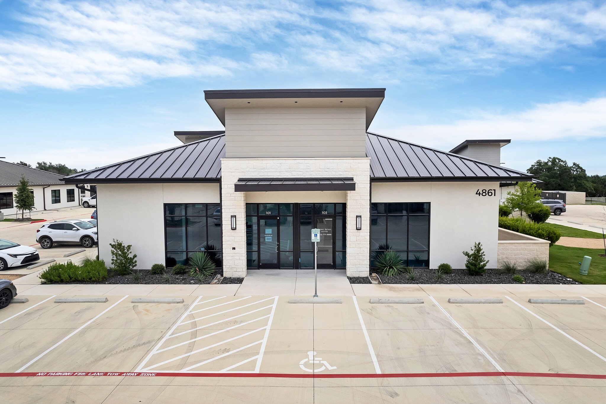 4841-4865 Williams Dr, Georgetown, TX à louer Photo intérieure- Image 1 de 3