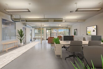 10951 W Pico Blvd, Los Angeles, CA à louer Photo intérieure- Image 2 de 4