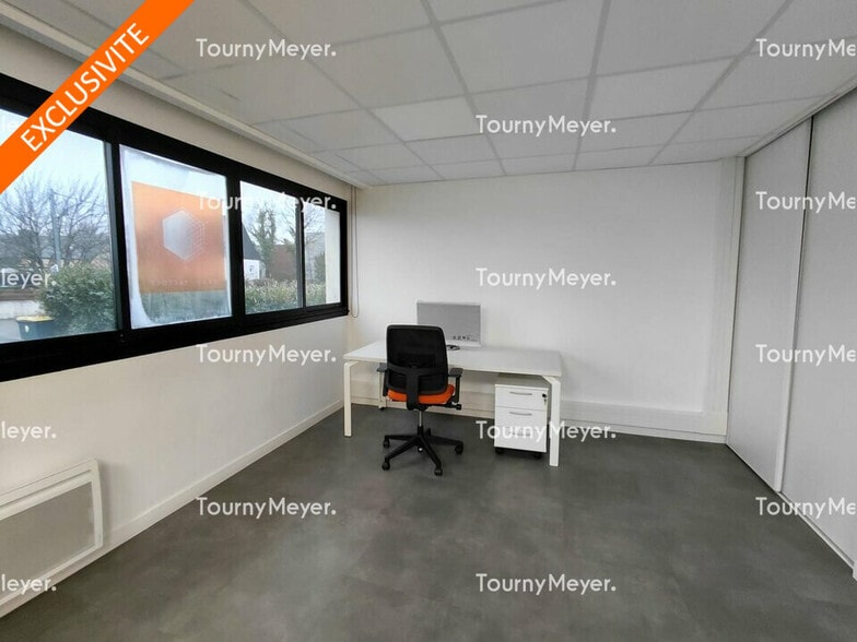 Bureau dans Larmor-Plage à vendre - Photo intérieure - Image 2 de 4