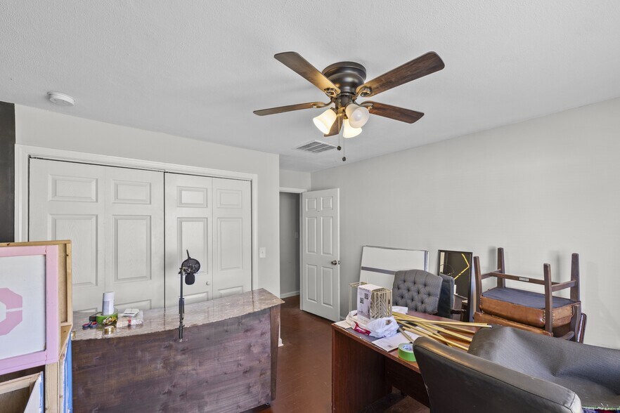 7879 N Main St, Jonesboro, GA à vendre - Photo du bâtiment - Image 3 de 8