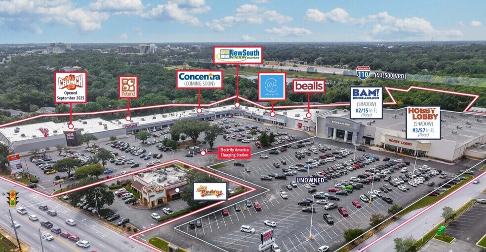 6121-6235 N Davis Hwy, Pensacola, FL à vendre - Photo du bâtiment - Image 2 de 3