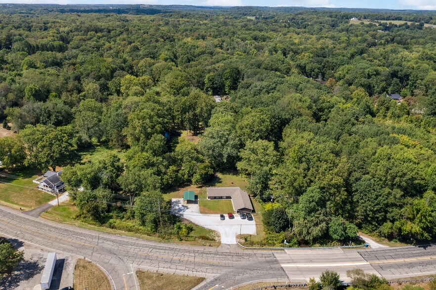 7000 Manchester Rd, Canal Fulton, OH à vendre - Photo du bâtiment - Image 3 de 28