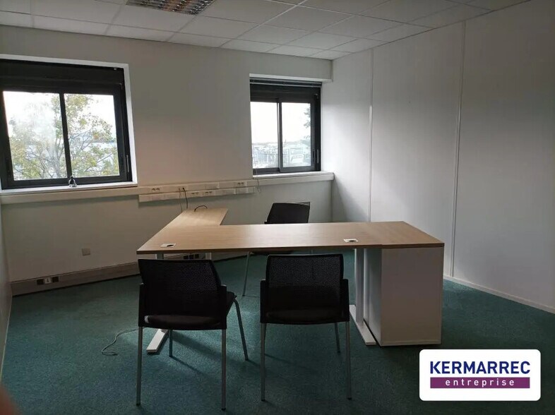 Bureau dans Bouguenais à louer - Photo du bâtiment - Image 3 de 5