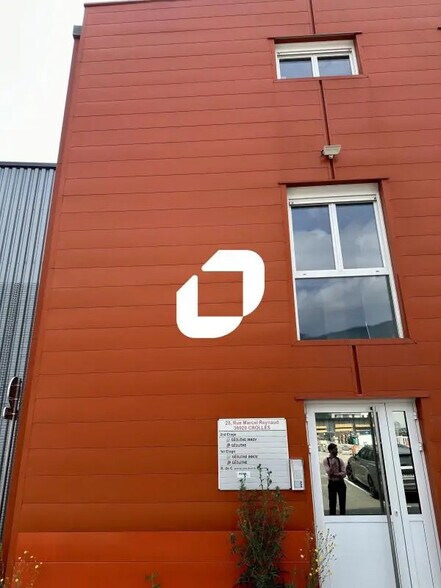 28 Rue Marcel Reynaud, Crolles for lease - Building Photo - Image 3 of 8