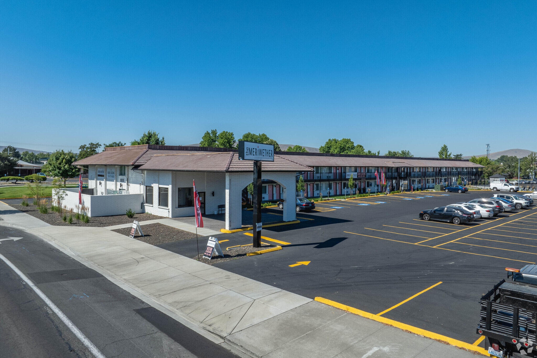 615 Jadwin Ave, Richland, WA for lease Primary Photo- Image 1 of 24