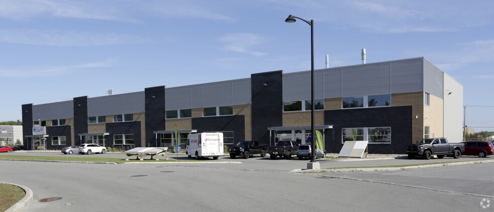 50-58 Blvd Maisonneuve, St-Jérôme, QC à vendre - Photo principale - Image 1 de 1