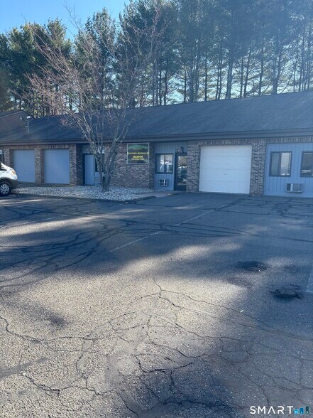 400 Chapel Rd, South Windsor, CT for sale - Building Photo - Image 2 of 2