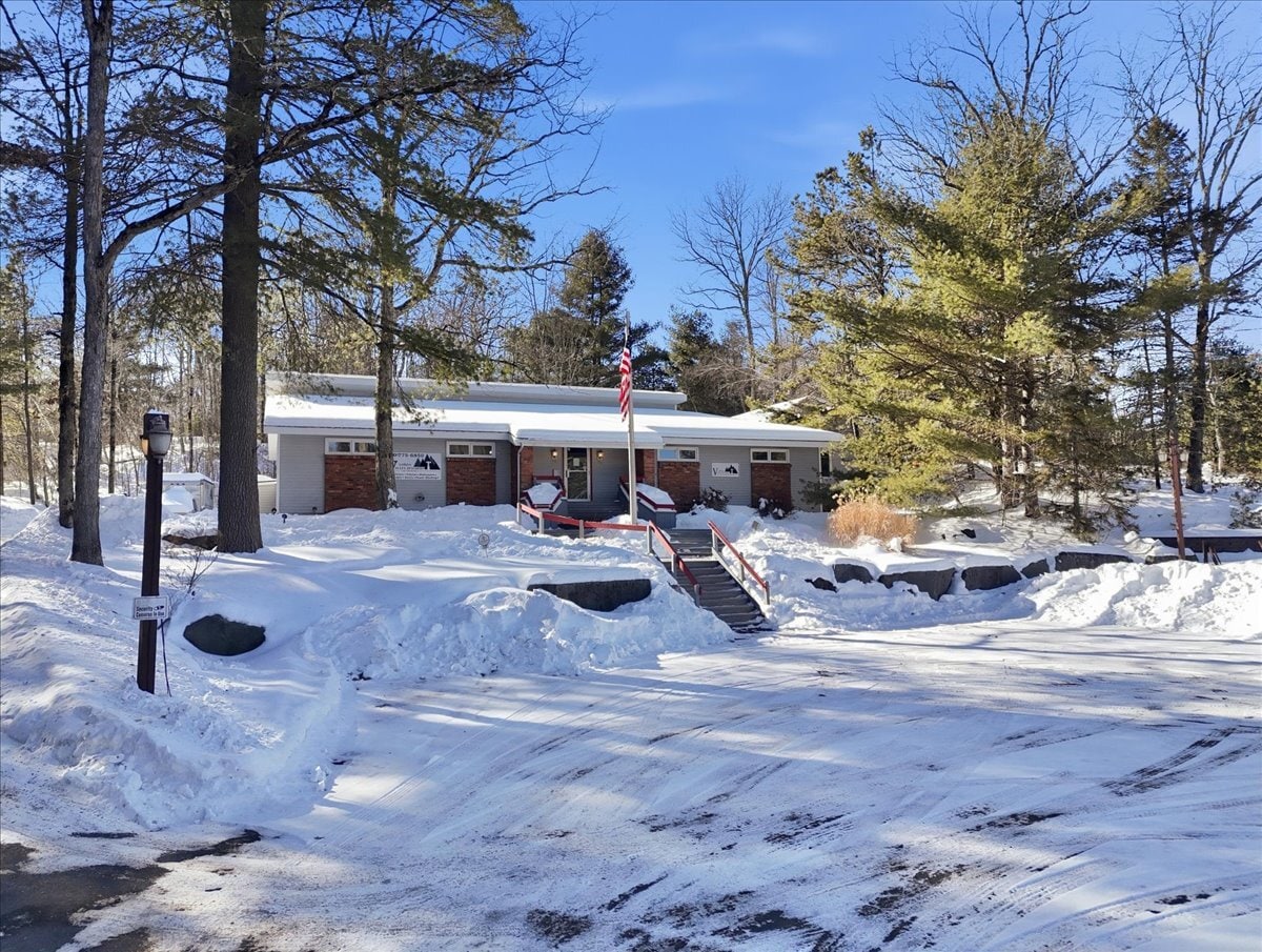 647 Route 739, Lords Valley, PA for sale Primary Photo- Image 1 of 44