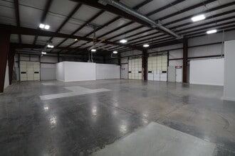 248 E Crogan St, Lawrenceville, GA for lease Interior Photo- Image 2 of 9