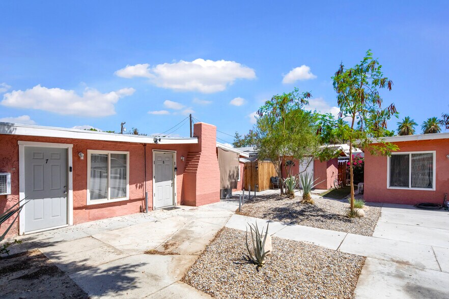53228 Cesar Chavez St, Coachella, CA à vendre - Photo du bâtiment - Image 1 de 9
