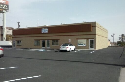 5848 Gateway Blvd E, El Paso, TX à louer Photo du bâtiment- Image 1 de 21
