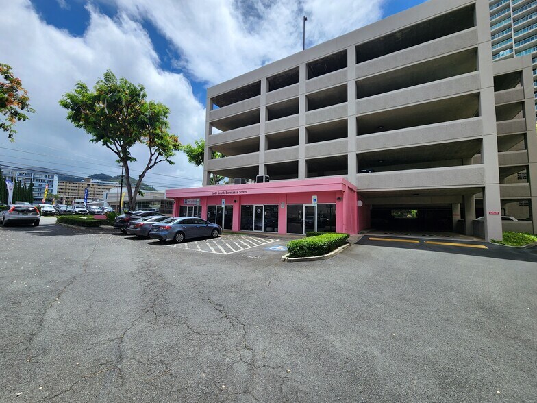 1449 S Beretania St, Honolulu, HI à louer - Photo du bâtiment - Image 3 de 12