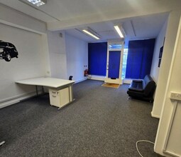 18 Brighton Rd, Worthing for lease Interior Photo- Image 1 of 2