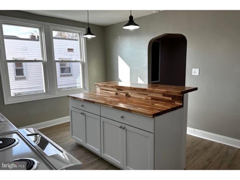 326 Broadway, Red Lion, PA à vendre - Photo du bâtiment - Image 3 de 10