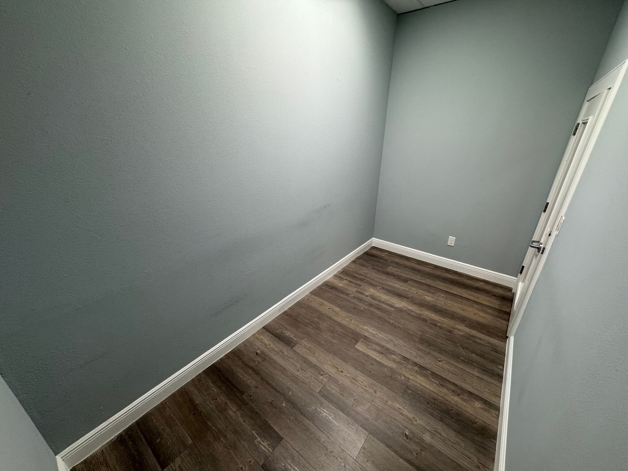 2121 S Hiawasee Rd, Orlando, FL à louer Photo intérieure- Image 1 de 4