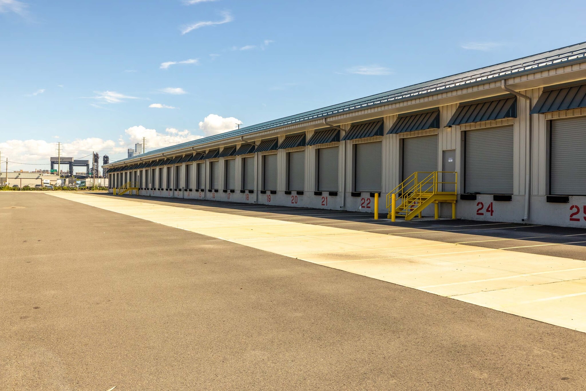 1100 Newark Tpke, Kearny, NJ for lease Primary Photo- Image 1 of 5