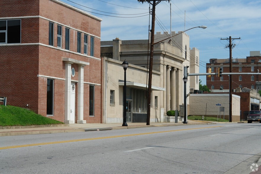 5214 Baltimore Ave, Hyattsville, MD à vendre - Photo du bâtiment - Image 3 de 7