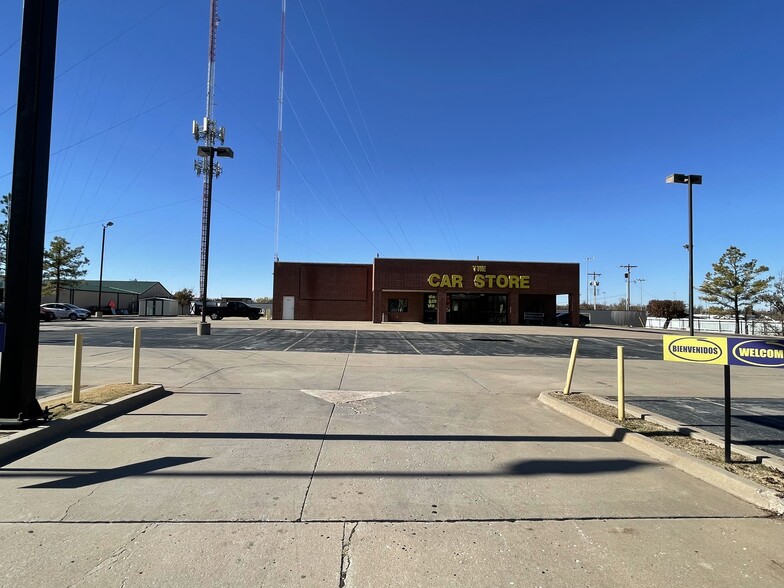 5001 S Shields Blvd, Oklahoma City, OK à vendre - Photo du bâtiment - Image 1 de 1