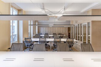 35 Rue Des Jeuneurs, Paris for lease Interior Photo- Image 1 of 7