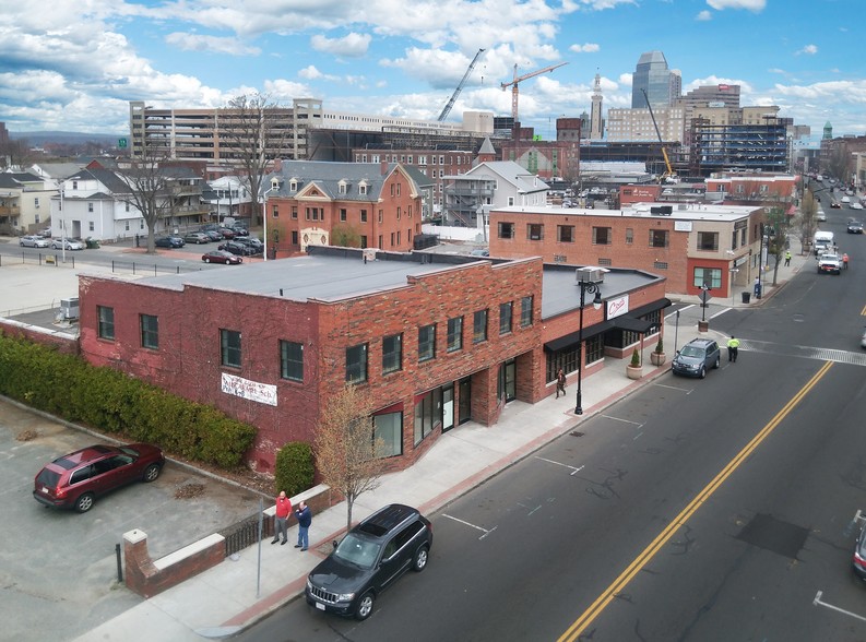 892-898 Main St, Springfield, MA for sale - Building Photo - Image 1 of 1