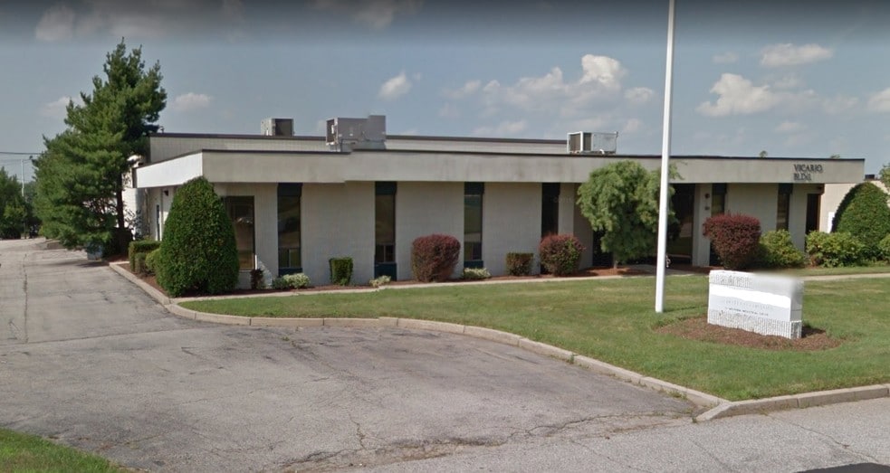 31 Western Industrial Dr, Cranston, RI for lease - Primary Photo - Image 3 of 5
