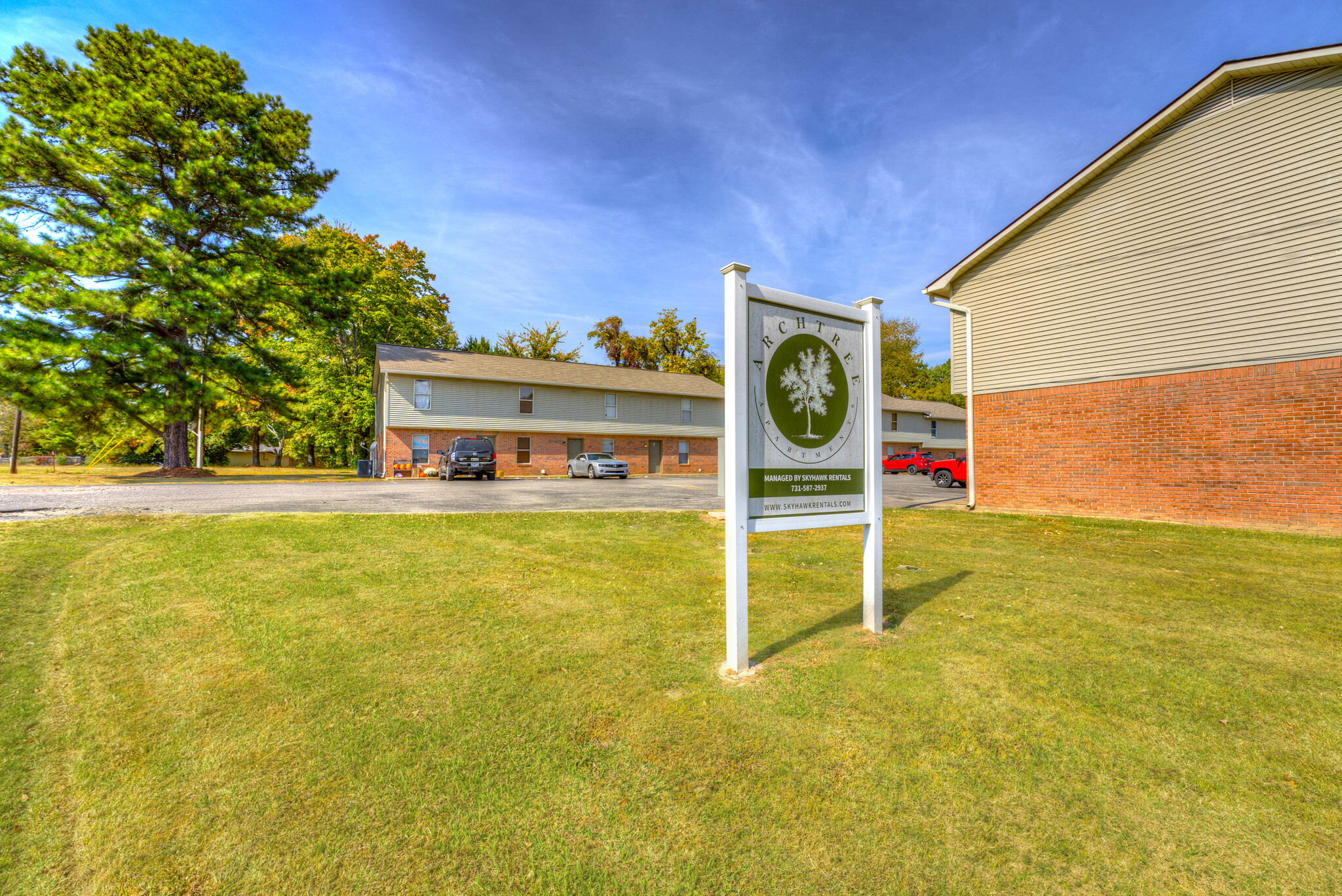 Martin, TN Multi-Family Portfolio portfolio of 2 properties for sale on LoopNet.ca Building Photo- Image 1 of 5