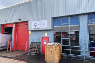 Roentgen Rd, Basingstoke à louer Photo du bâtiment- Image 1 de 4