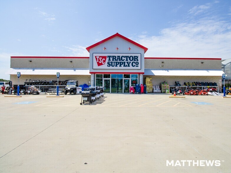 1200 E Royall Blvd, Malakoff, TX à vendre - Photo du bâtiment - Image 3 de 6