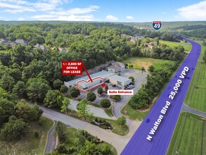 2601 N Walton Blvd, Bentonville, AR à louer Photo intérieure- Image 2 de 21